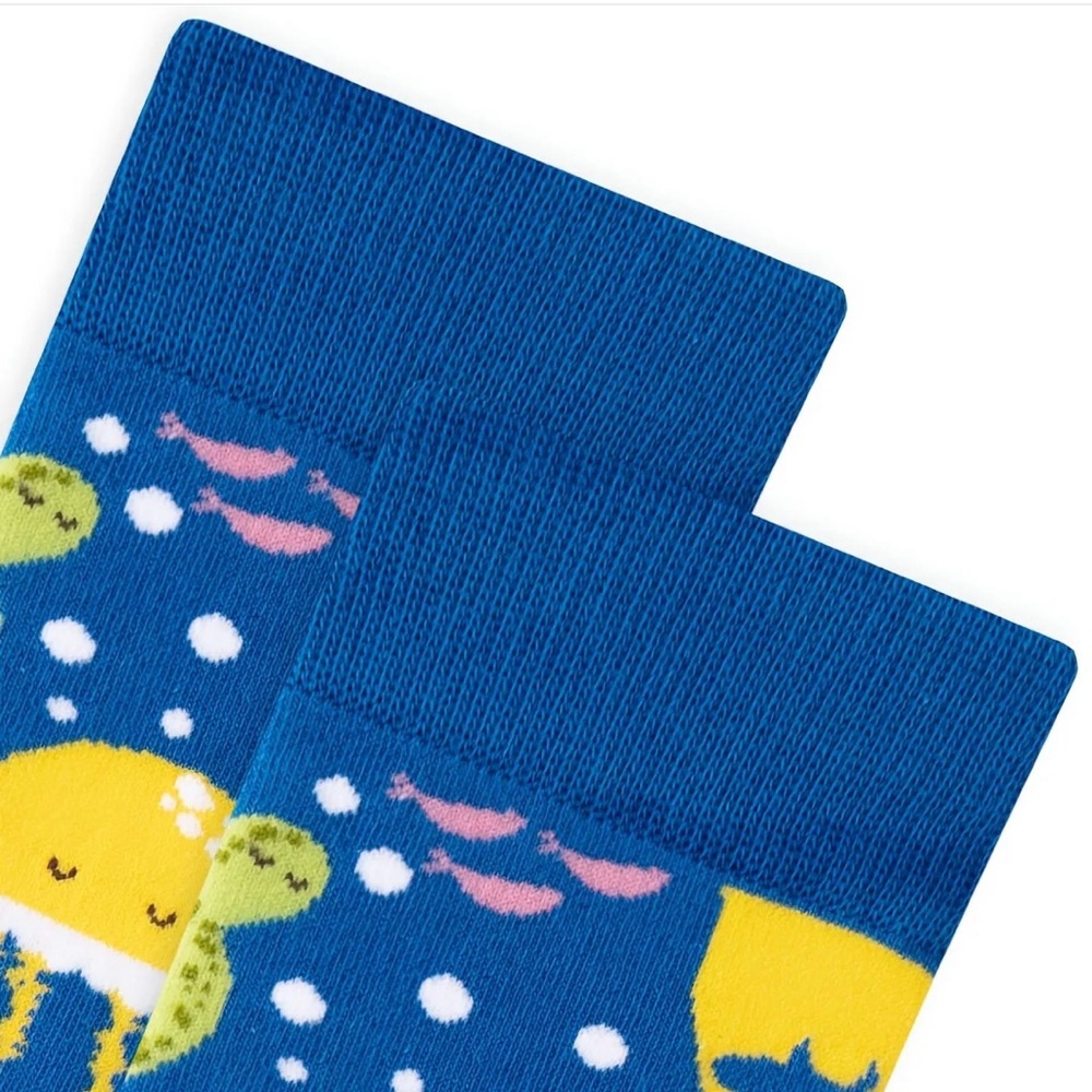 Ocean Socks - Picture 3 of 5